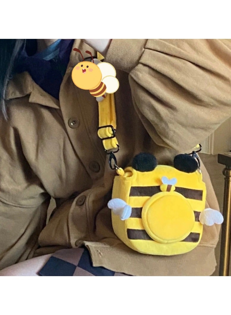 Cute Creative Fun Little Bee Instant Camera Bag mini7c mini8 mini90 case plush Polaroid camera bag - Image 1