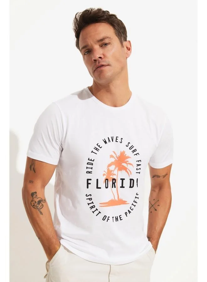 JUNE June Men Regular Fit Printed Crew Neck Tshirt White