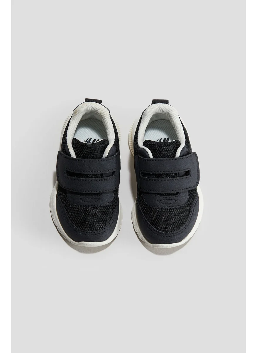 H&M Trainers