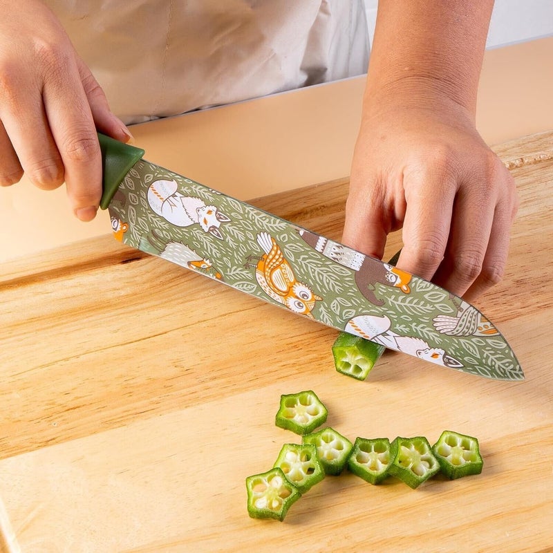 pepplo سكين مطبوعة من الفولاذ المقاوم للصدأ عالي الكربون للاستخدام في المطبخ سكين شيف سكين سانتوكو مع غطاء للشفرة سكين حاد للغاية سكين ياباني طلاء غير لاصق مقبض مريح غير قابل للانزلاق أخضر 1 قطعة - Image 4