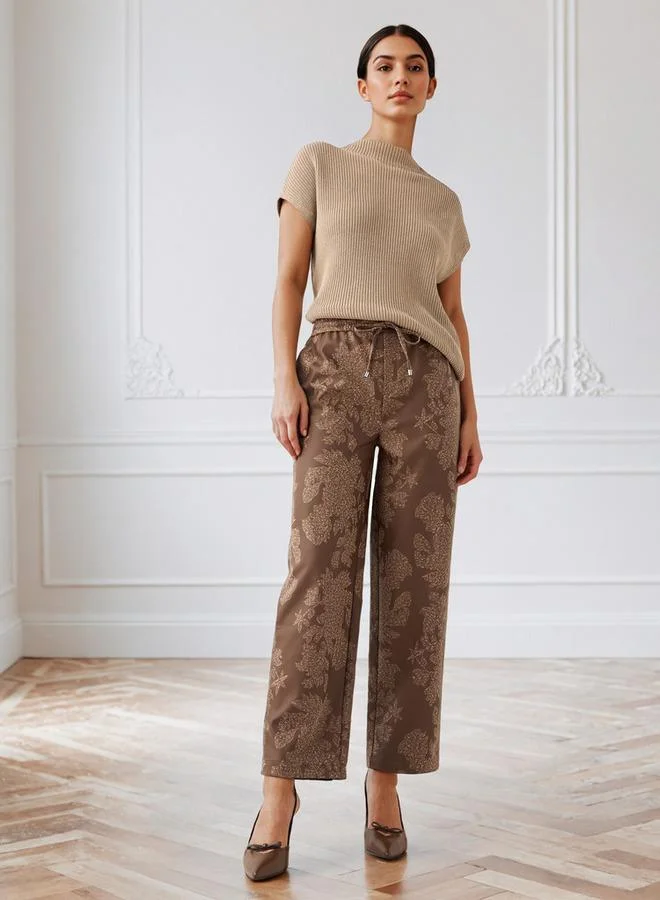 ايكونيك كنزة بياقة عالية مضلعة أيقونية