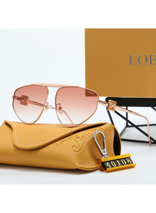 LOEWE نظارات طيار لووي مع عدسات بتدرج وردي وحافظة تحمل العلامة التجارية