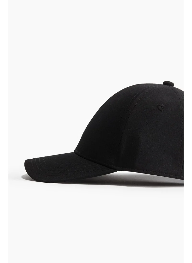 اتش اند ام Water-repellent sports cap