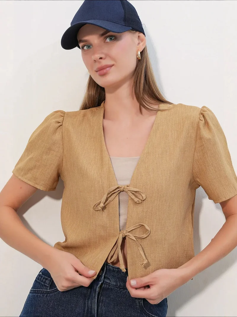بيغ دارت BDART Textured V-Neck Linen Blend Crop Top