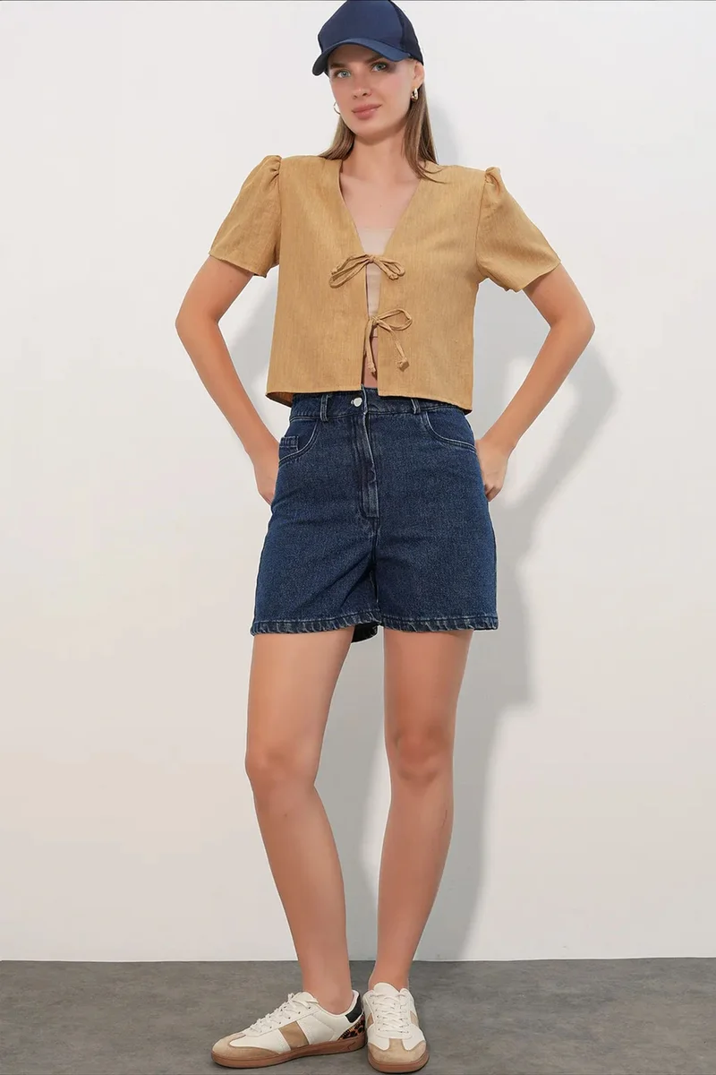 بيغ دارت BDART Textured V-Neck Linen Blend Crop Top