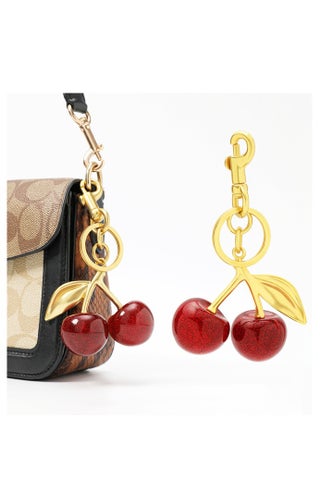 زينة حقيبة الكرز لحقائب اليد وسحر المحفظة اللطيف للنساء وسلاسل المفاتيح وإكسسوارات سلسلة المفاتيح