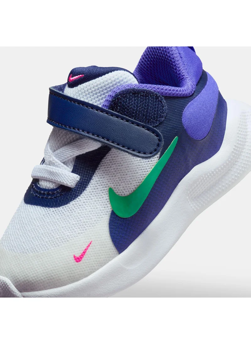 Nike Kids' Revolution 7 Shoes