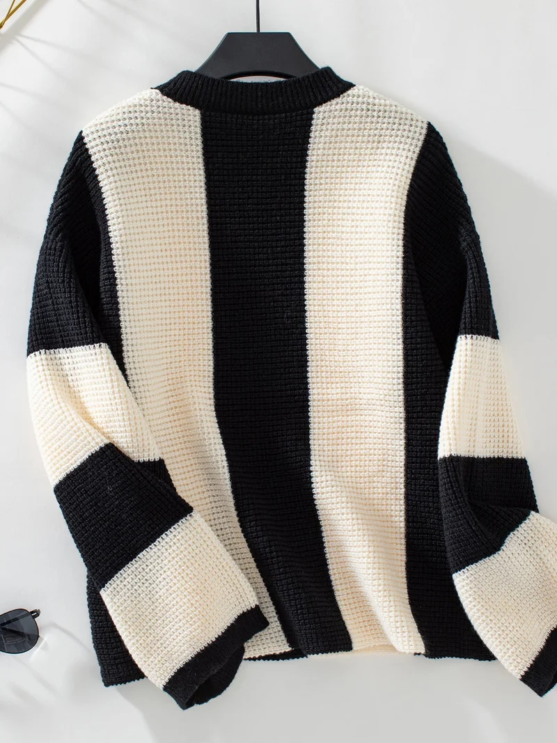 أوجيدر Off White Full Sleeves Colour Blocked Sweater