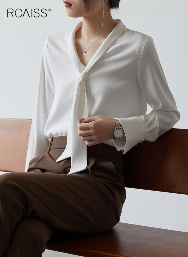 رويس بلوزة شيفون أنيقة بيضاء للنساء بأكمام طويلة وفتحة رقبة على شكل حرف V مع تفاصيل متدلية رقيقة، بلوزة احترافية خفيفة الوزن - Image 4