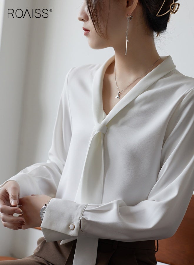 رويس بلوزة شيفون أنيقة بيضاء للنساء بأكمام طويلة وفتحة رقبة على شكل حرف V مع تفاصيل متدلية رقيقة، بلوزة احترافية خفيفة الوزن - Image 3
