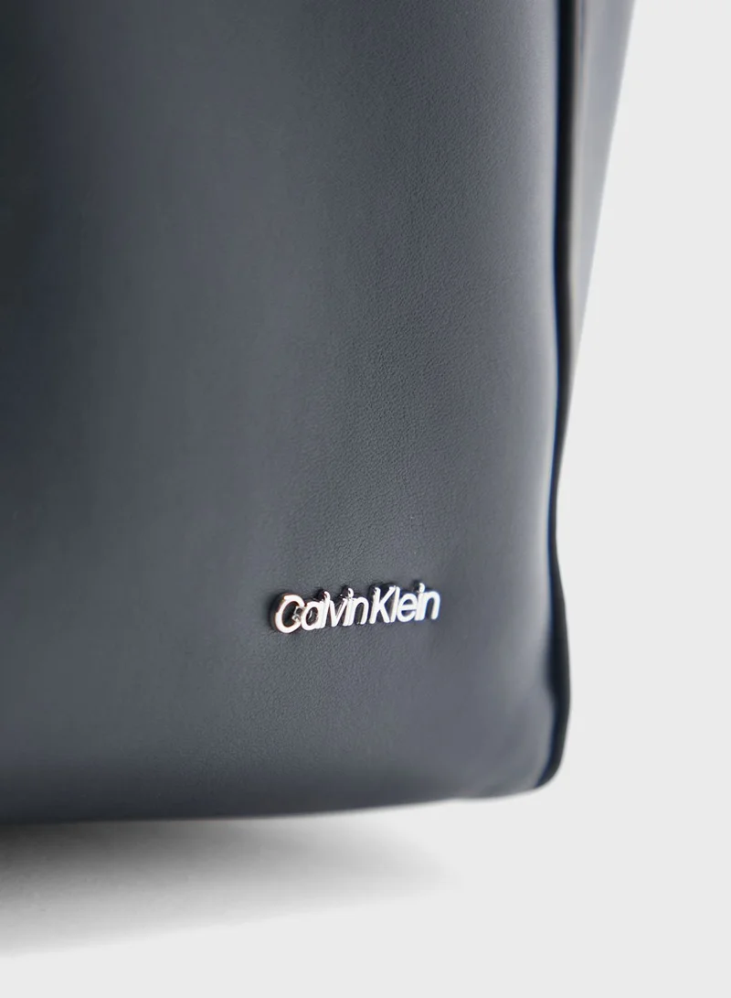 CALVIN KLEIN Texture Block Large Shopper
