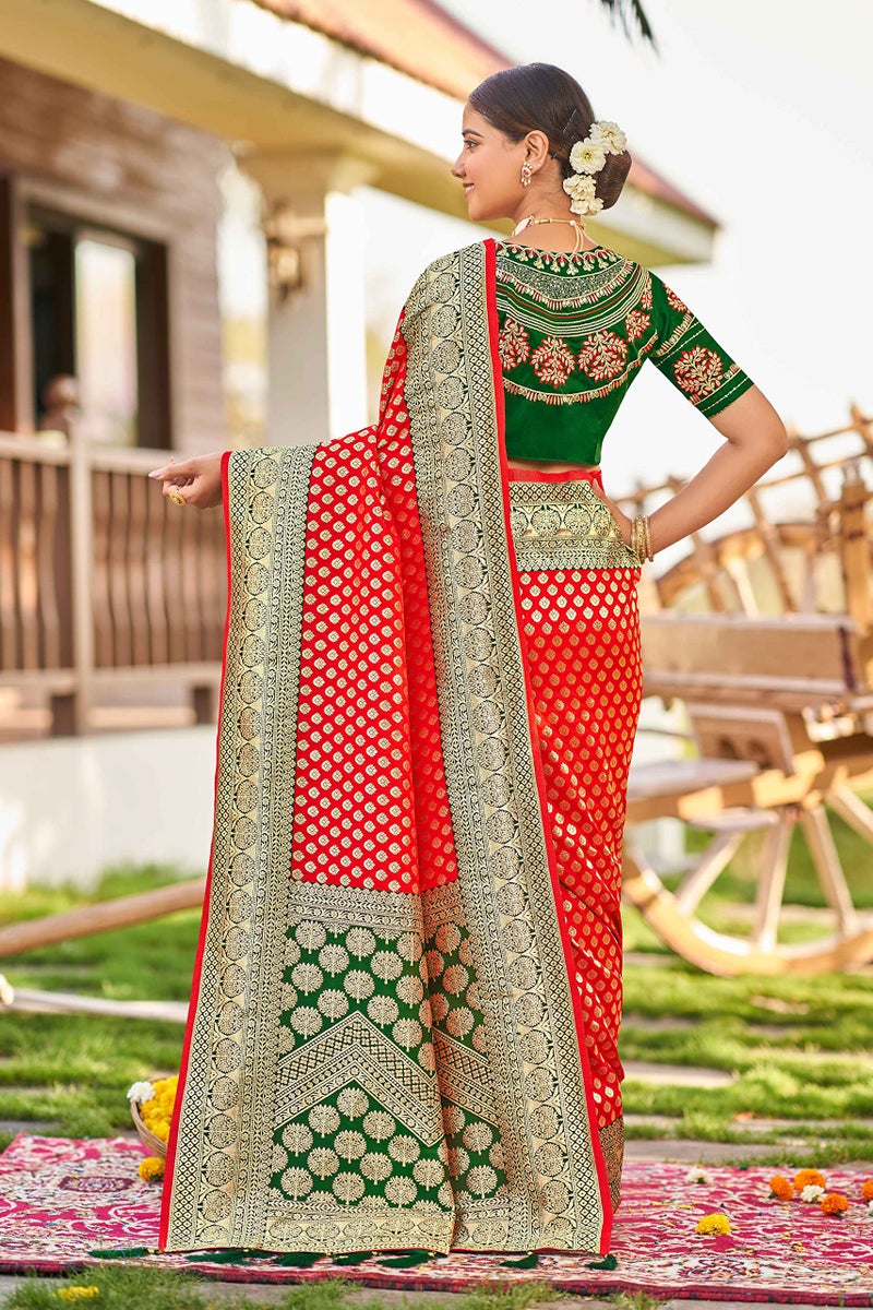 MANOHARI Adorable Woven Pattern Banarasi Silk Saree For Women With Blouse Piece_MN1742, Red - Image 4