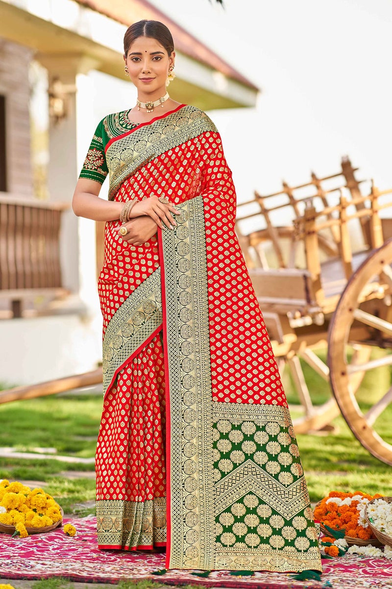 MANOHARI Adorable Woven Pattern Banarasi Silk Saree For Women With Blouse Piece_MN1742, Red - Image 2