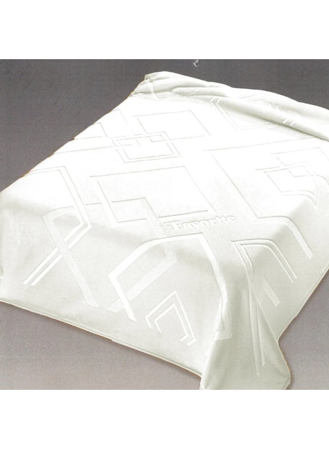 فيفوريت بطانية فيفرت منقوش لون ابيض مقاس سنجل 240×160 سم