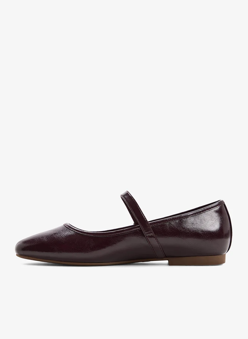 CALL IT SPRING Janeyy Ballerinas