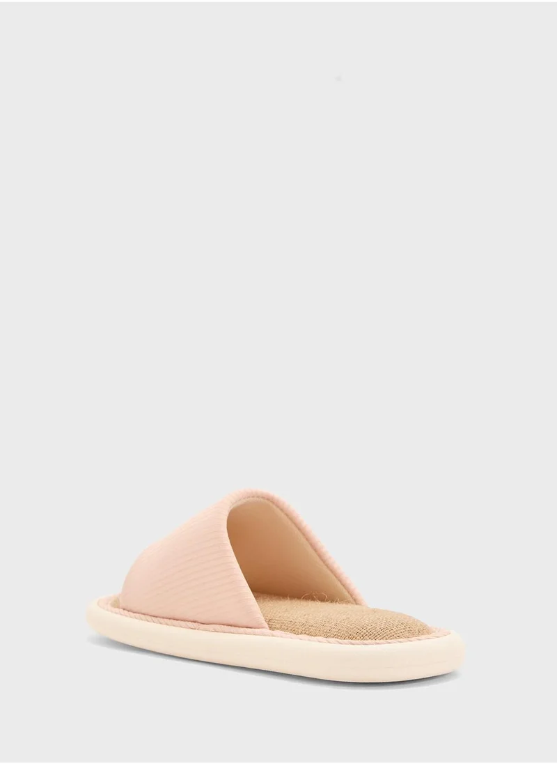 جينجر Womens Casual Slipper