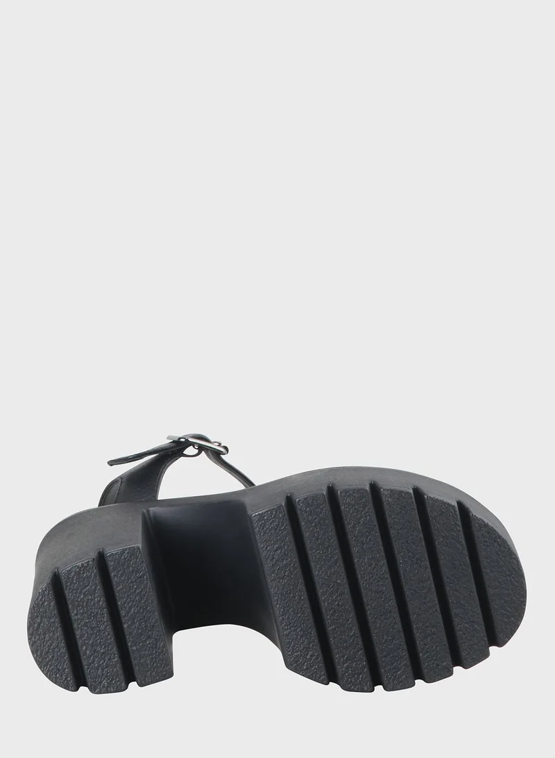 Buffalo Jalila Ankle Strap Platform Sandal