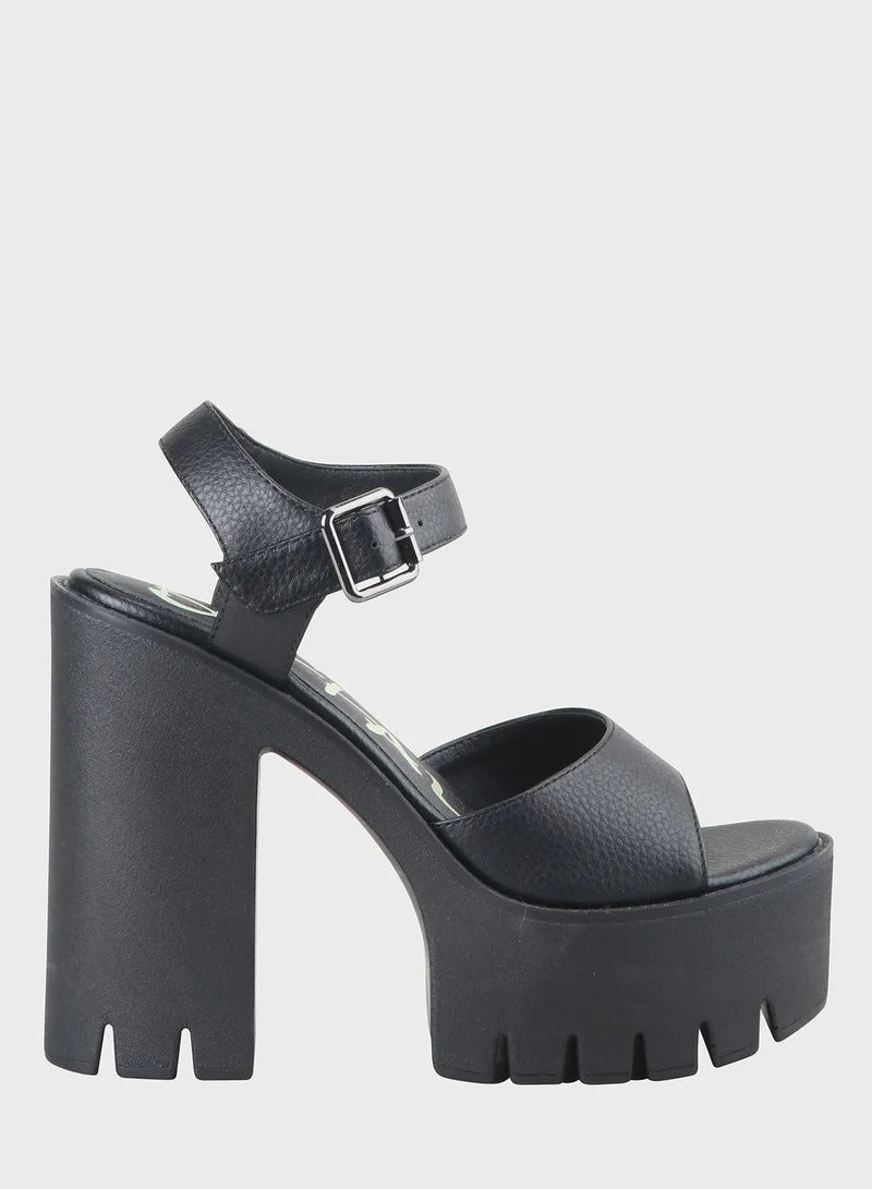 Buffalo Jalila Ankle Strap Platform Sandal