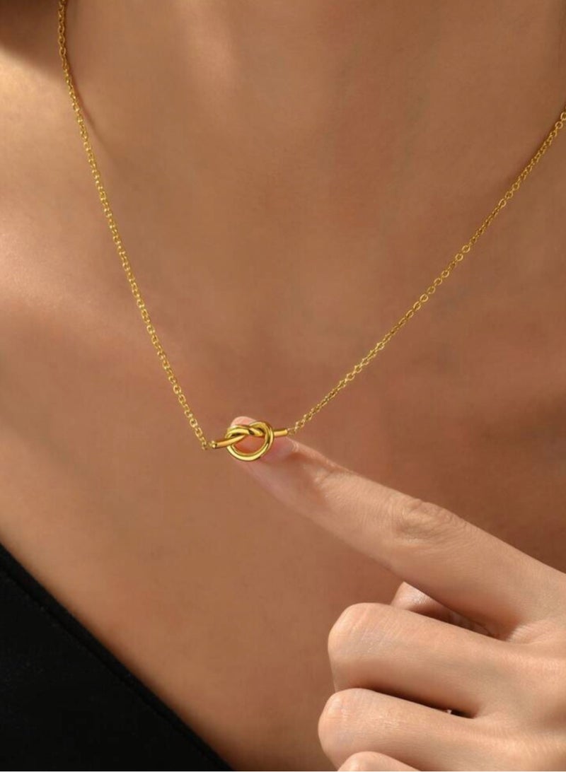 إيكوال سلسال نسائي راقي وأنيق من الاستانلس ستيل عالي الجودة مطلي باللون الذهبي - Image 3