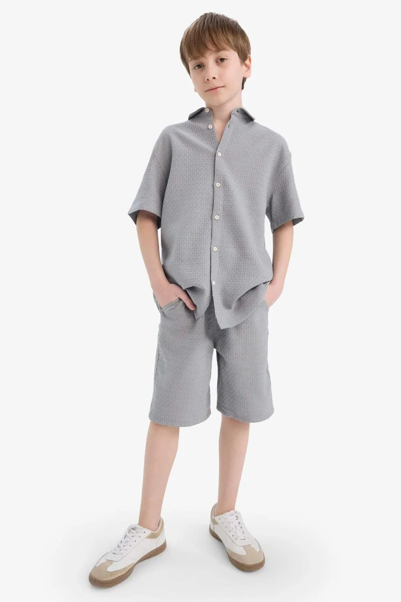 ديفاكتو Boy Regular Fit Textured Shorts