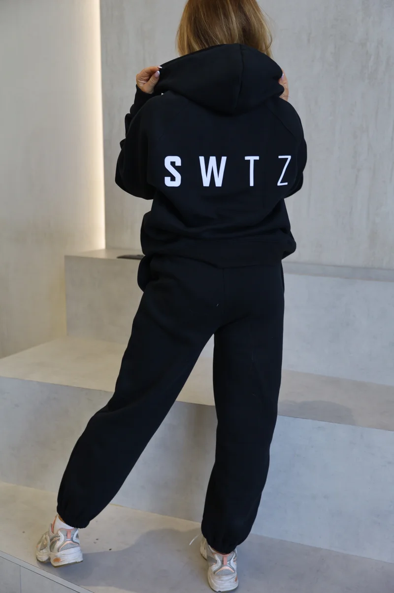  swtz ARTIC HOODIE Black
