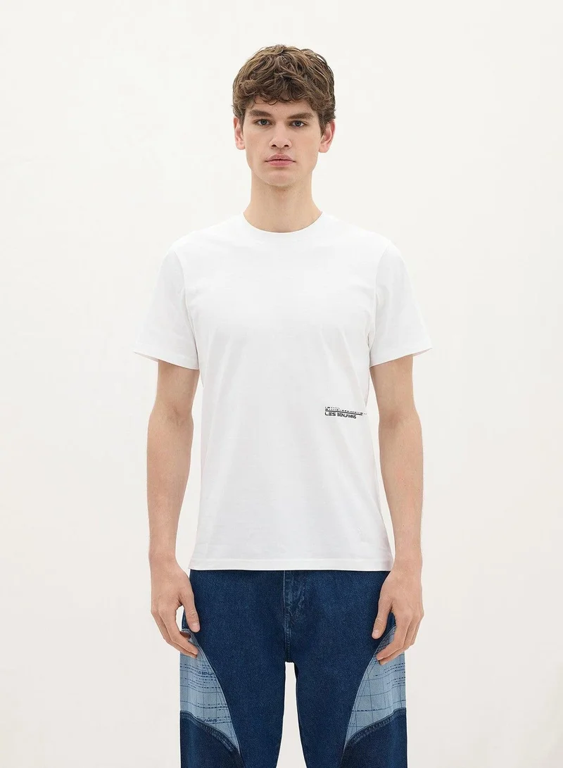 ليس بنجامنز تي شيرت عادي 001