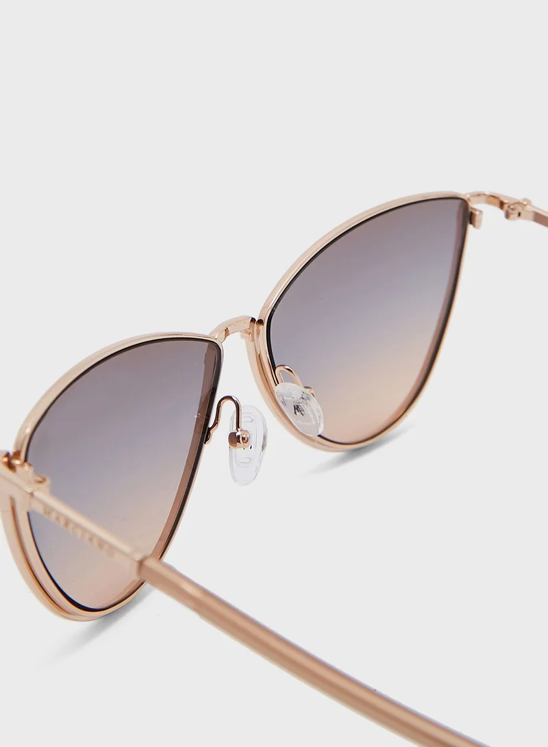 GUESS BY MARCIANO Modified Rectangle Sunglasses