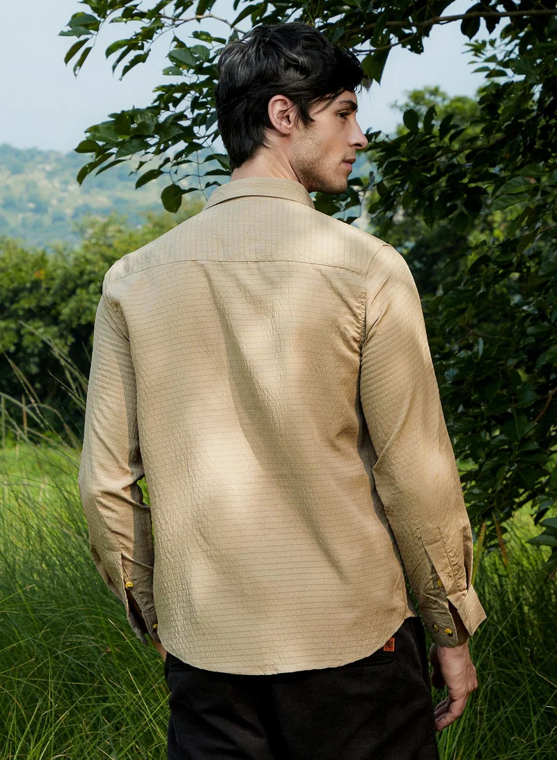 Campus Sutra Campus Sutra Men's Buff Beige Ruche-Textured Shirt For Casual Wear | Spread Collar | Long Sleeve | Button Closure | Shirt Crafted With Comfort Fit For Everyday Wear