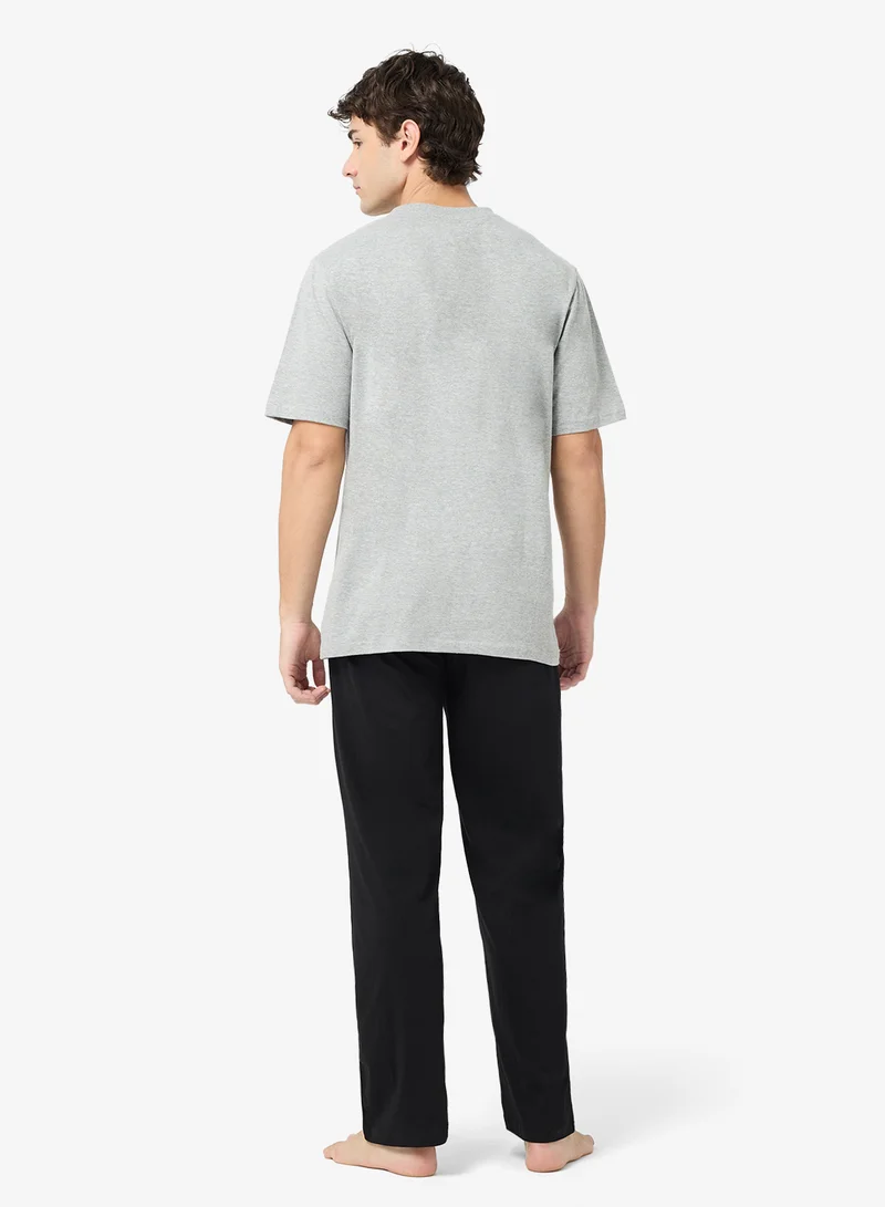 سفنتي فايف طقم بيجامة قميص وبنطلون