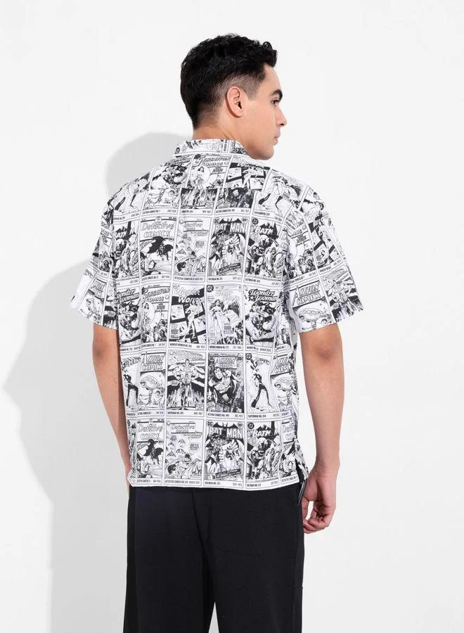 شركة المرآب الهندية Men Relaxed Fit Justice League Printed Cuban Collar Half Sleeves Shirt