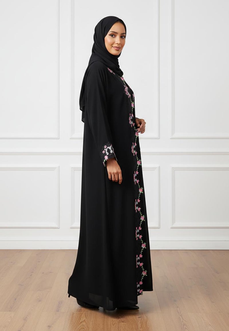 NUKHBAA عباءة نيدا سوداء فاخرة مع تطريز معقد-823 - Image 2