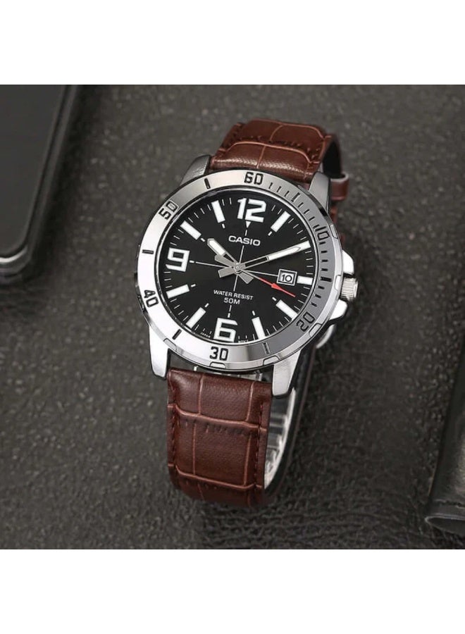 كاسيو ساعة كاسيو رجالية بسوار جلدي MTP-VD01L-1BVUDF – ميناء أسود مع إطار دوّار وعرض للتاريخ ومقاومة للماء - Image 2