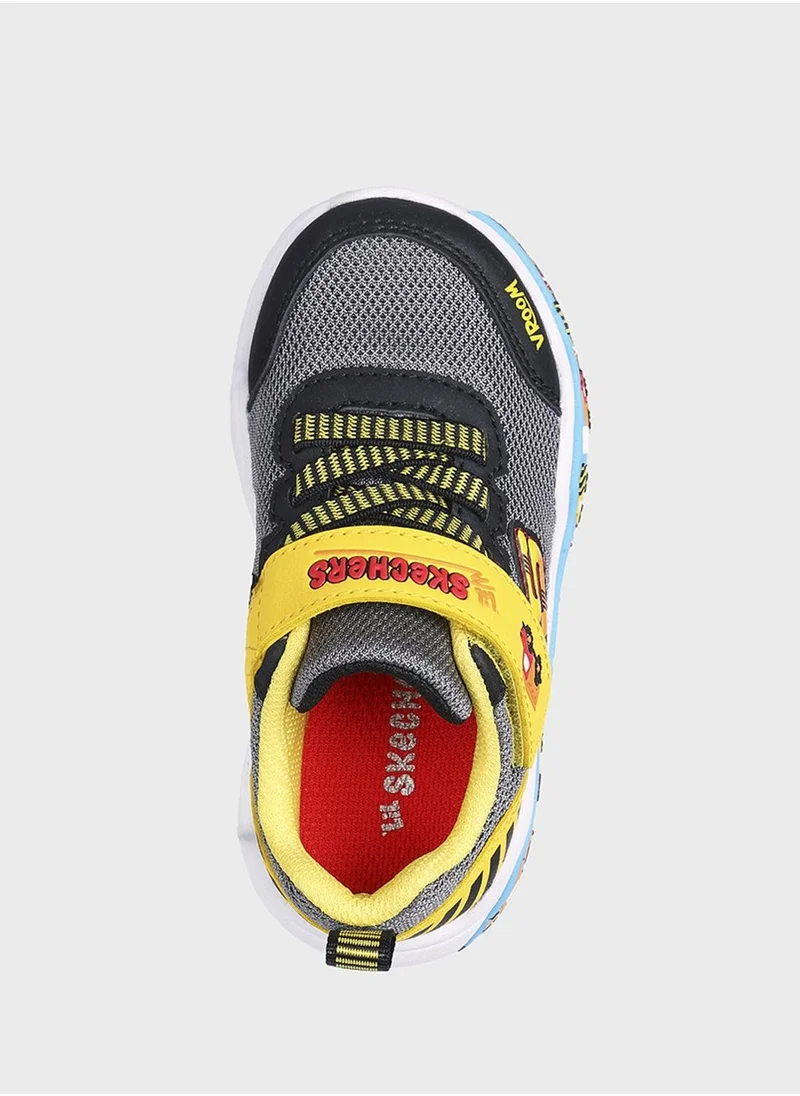 SKECHERS PLAY SCENE