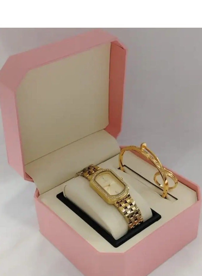 Women's watch with a bracelet and a ring made of zircon