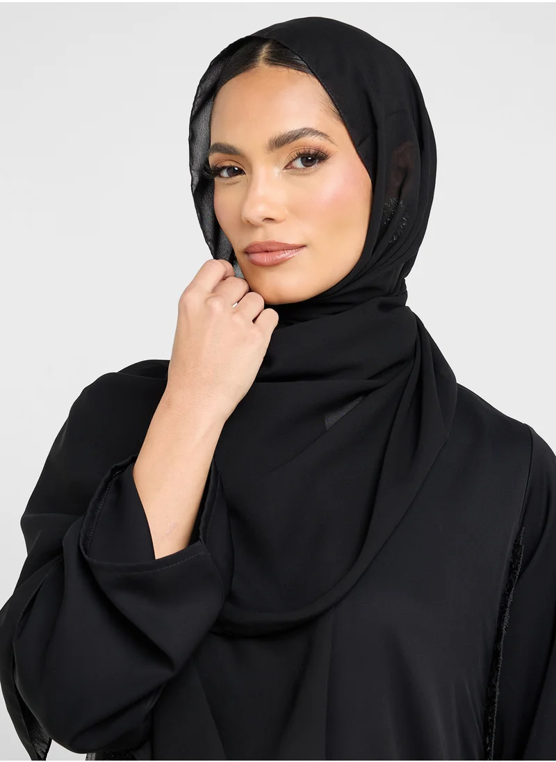 Khizana Abaya With Lace Border & Sheila