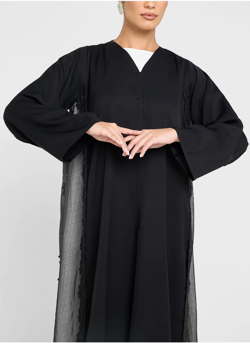 Khizana Abaya With Lace Border & Sheila