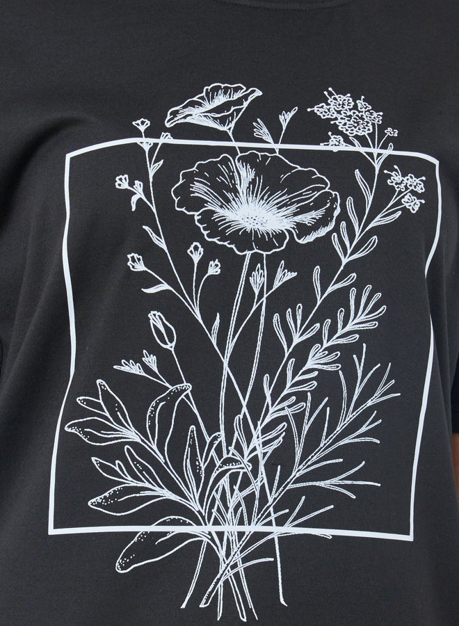 Styli Styli Graphic Print Round Neck T-Shirt  - Image 3