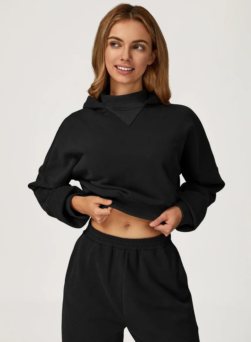 KAWN.YOGA High Neck Light Sweatshirt
