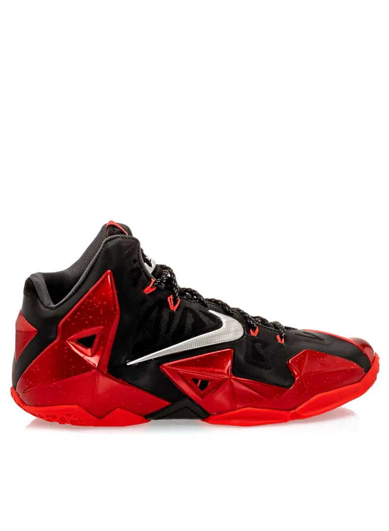 Nike Lebron XI