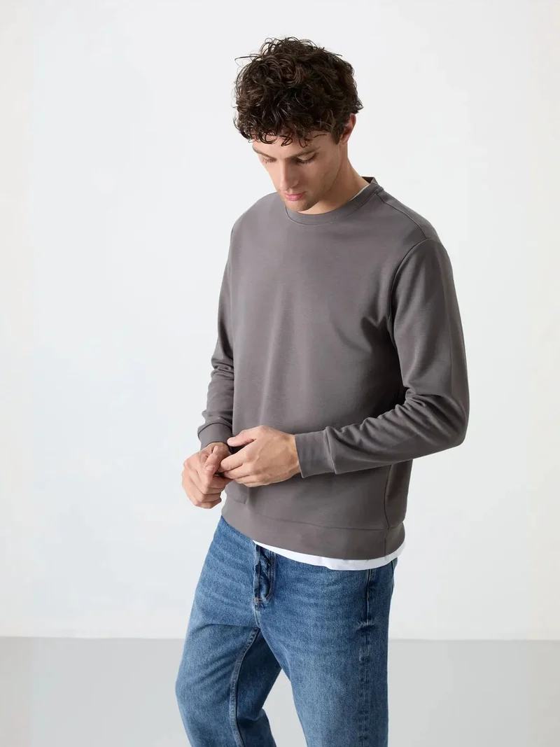 تومي لايف TOMMY Men's Plain Crew Neck Sweatshirt
