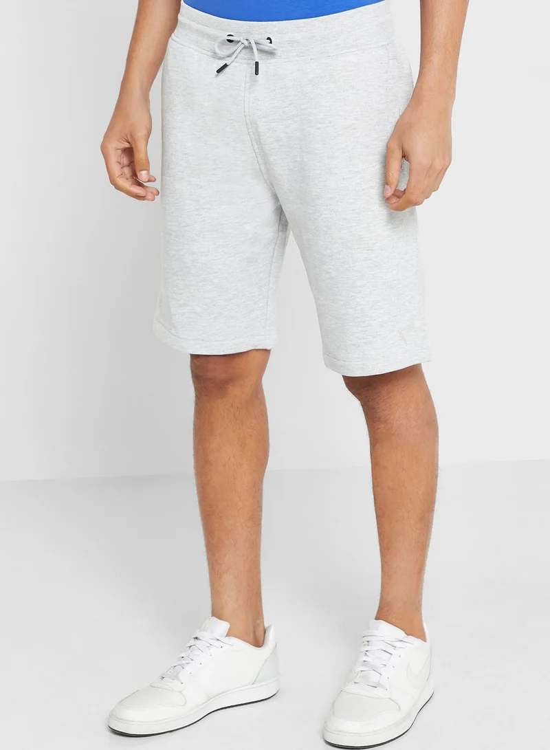 GUESS Essential Shorts
