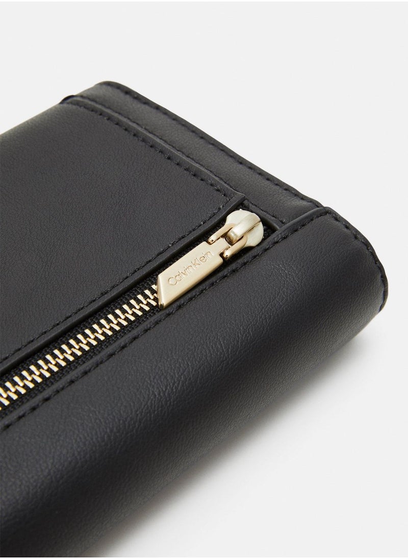 CALVIN KLEIN JEANS PLUS - Calvin Klein Trifold Wallet - Black - Image 1
