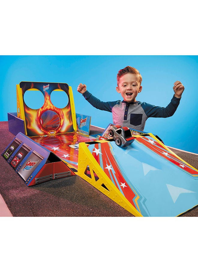 little tikes My First Cars Crazy Fast 4-in-1 Dunk’n Stunt’n Game’n Set with One Exclusive Pullback Toy Car Vehicle Goes up to 50ft  - Image 4