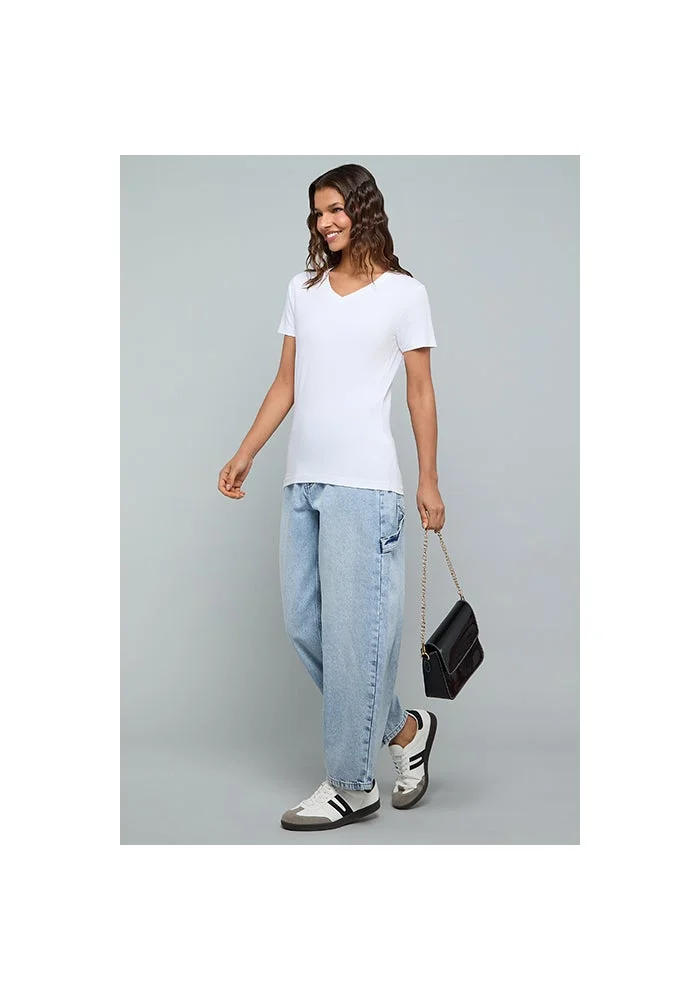 R&b Washed Barrel Fit Jeans With Button Closure