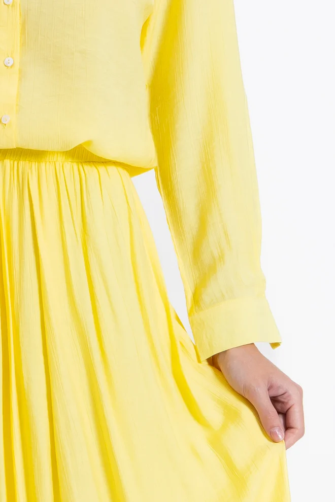 SHAPES TEXTURED SKIRT SET