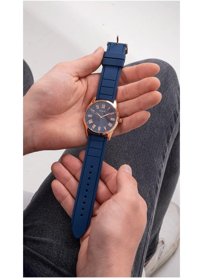 GUESS GUESS Women Analog Quartz Watch with Silicone Strap GW0362G2, Blue  - Image 4
