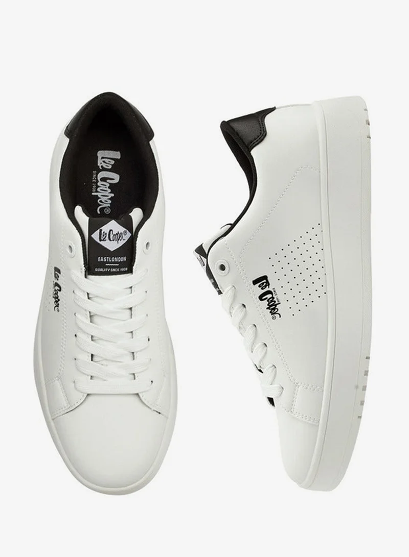 لي كوبر حذاء رياضي رجالي برباط وتفاصيل مثقوبة