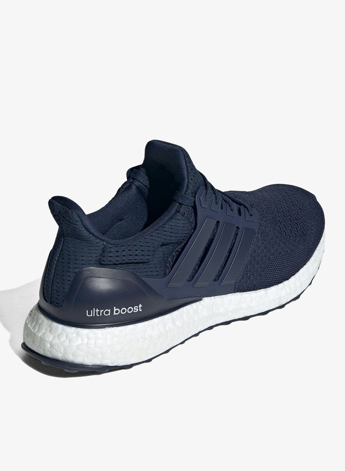 حذاء الترا بوست 1.0