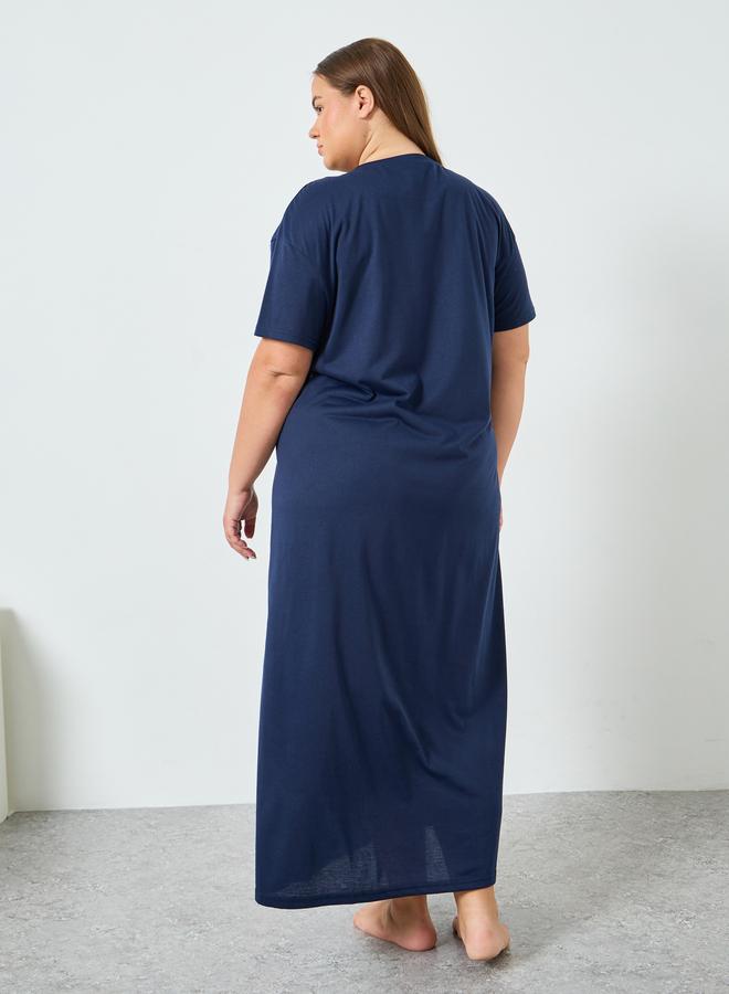Styli Plus Size Navy Blue Printed Slogan T-Shirt Dress - Image 5