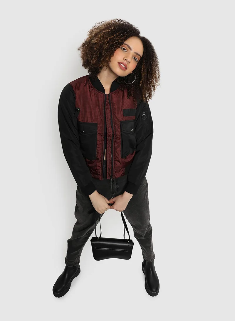 كامبوس سوترا جاكيت نسائي بياقة بيسبول وأكمام مضلعة وأساور طويلة وسحاب وحافة مستقيمة، مقاس عادي، بني شوكولاتة